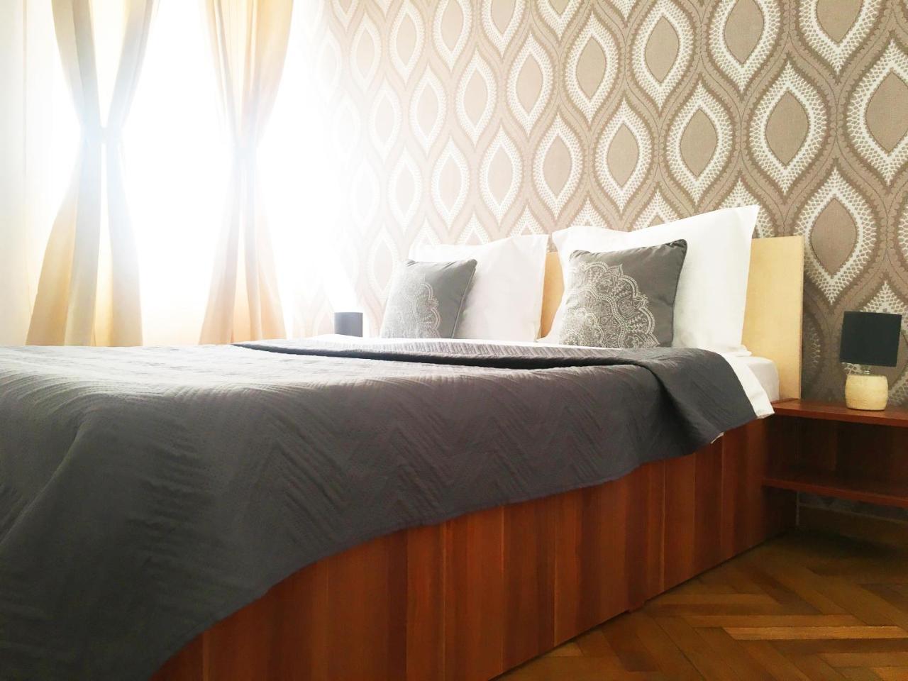 Sunny Old Town Apartment Brașov Exterior foto